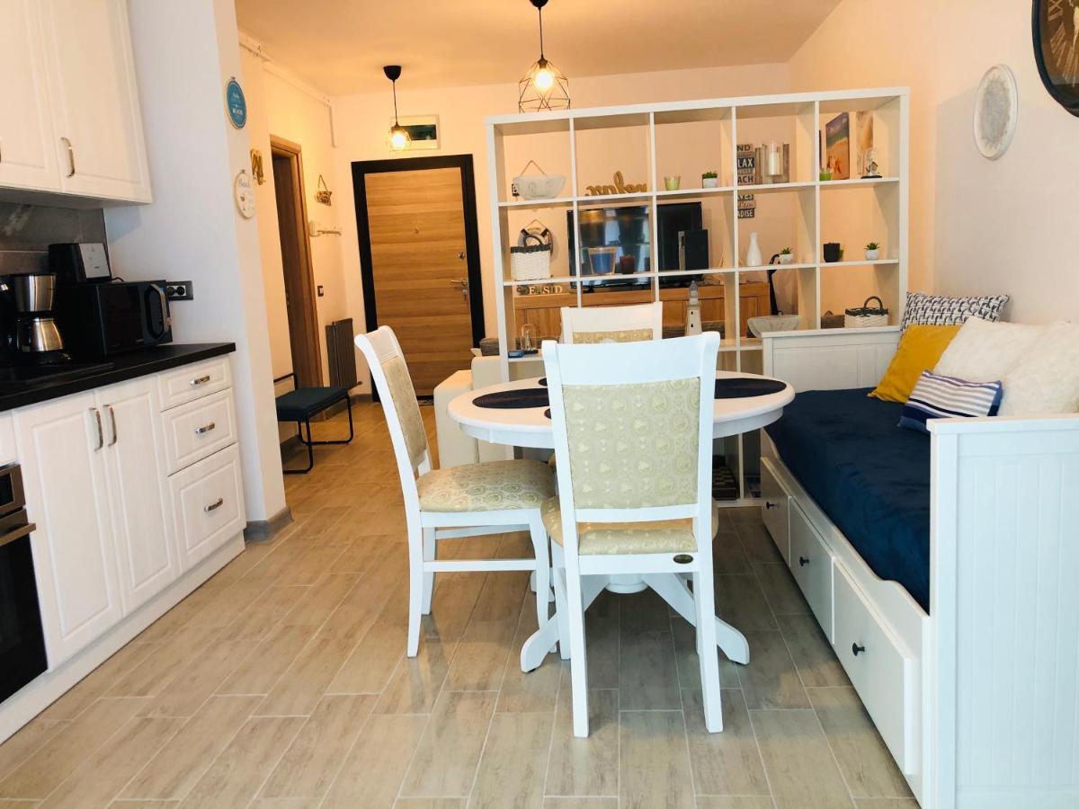 Baby Sea View And Pools Apartment- Mamaia Beach Resort Неводарі Екстер'єр фото